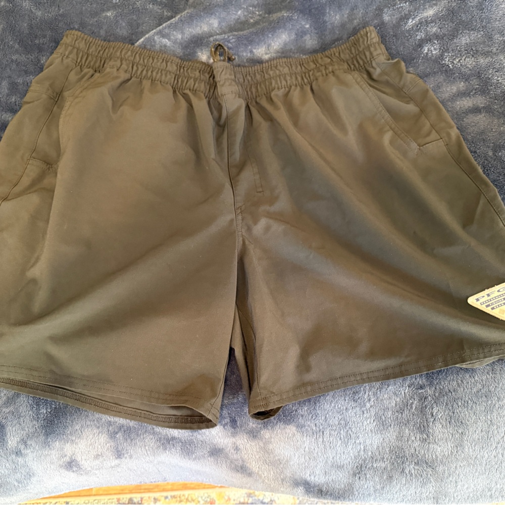 Columbia PFG Black Sports Shorts